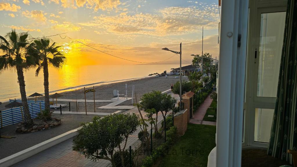 Laguna Frontal Amanecer - Alojamientos La Torre - 3