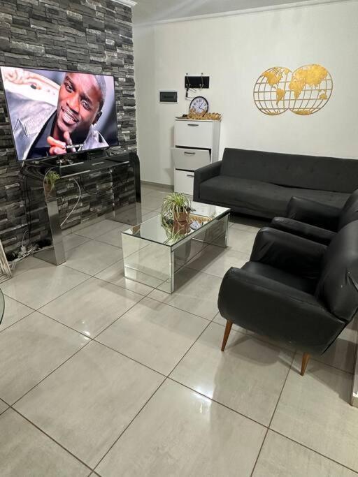 Departamento espacioso en un complejo residencial, cerca del Shopping nuevo centro - 4