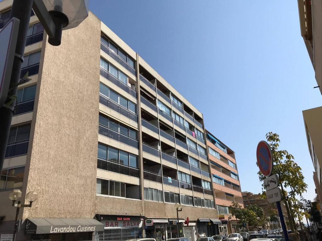 Appartement T2 climatisé avec terrasse, Le Lavandou - FR-1-308-54 - 3