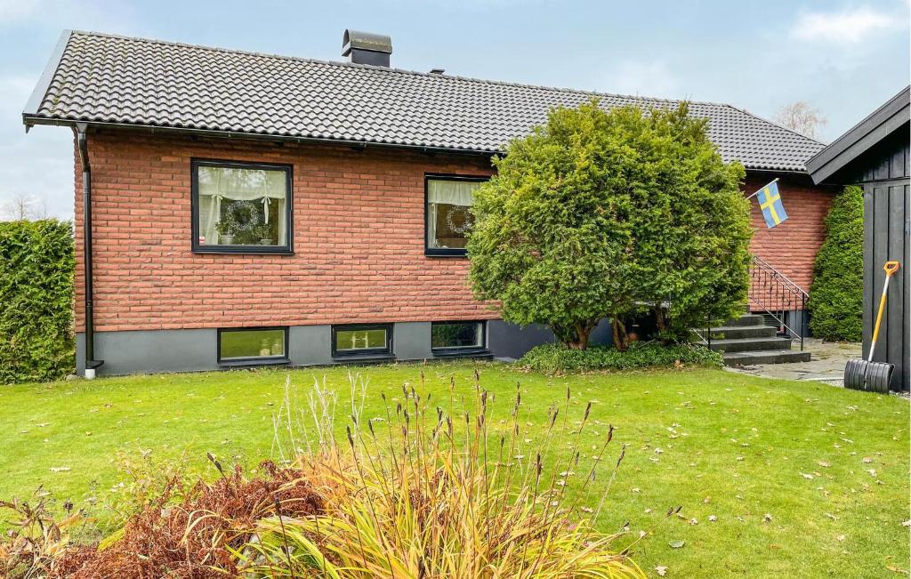 Beautiful Home In Dalsjöfors With Sauna, Dalsjöfors