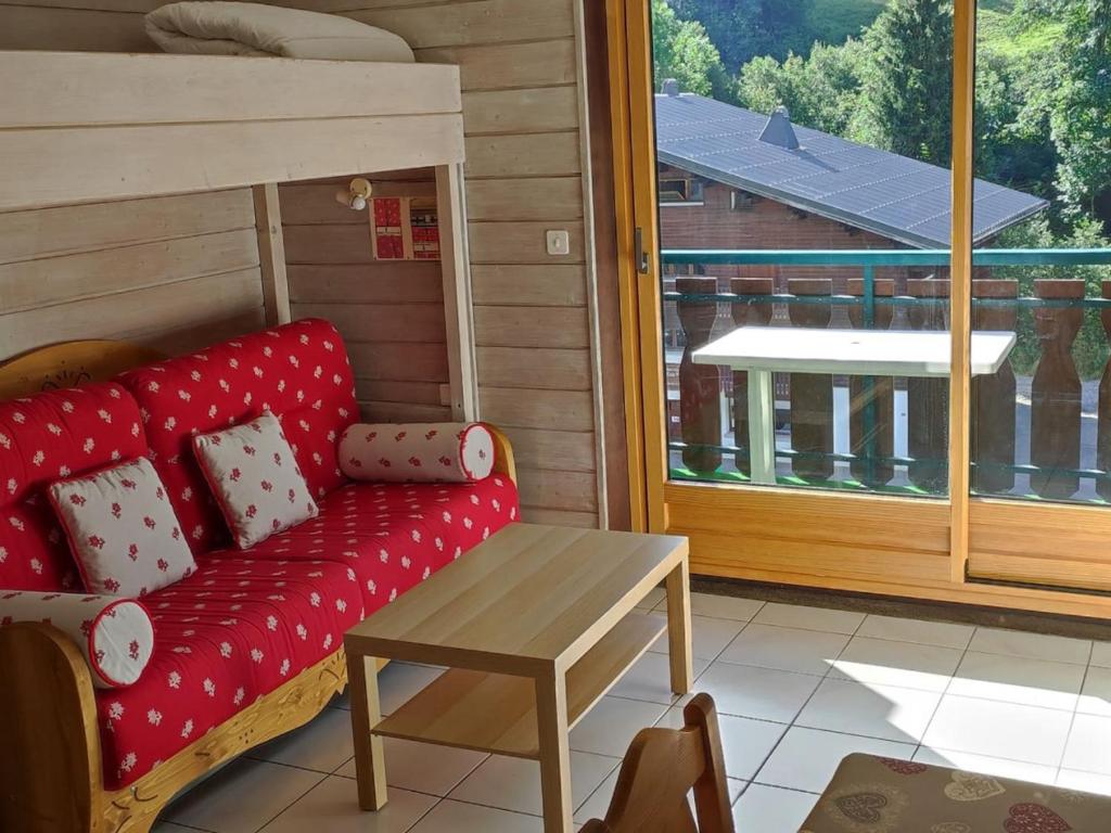 Studio avec Balcon Sud, à 100m des Remontées Mécaniques, Parking Gratuit, Pour 4 Personnes - FR-1-676-98, Châtel