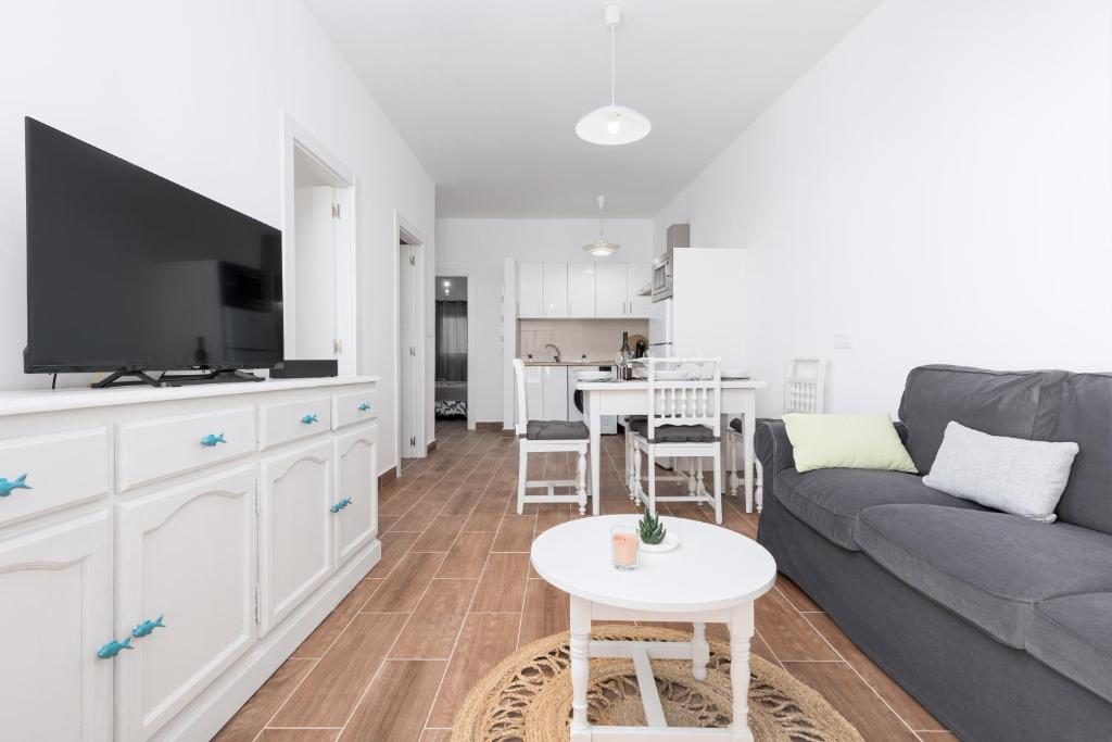 Home2Book Cozy Beachfront Getaway in Tarajalejo, Tarajalejo