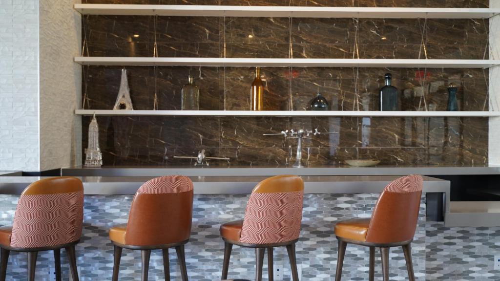 Bar/lounge