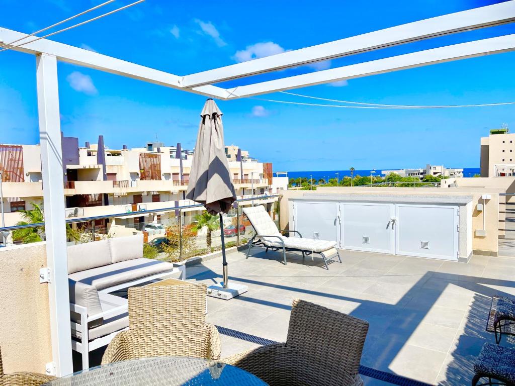 Playa Elisa Mil Palmeras by Villas&You - 4