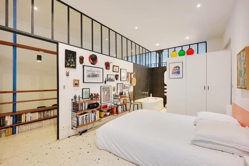 Spacious Vintage Duplex Flat - Gare du Nord - 3