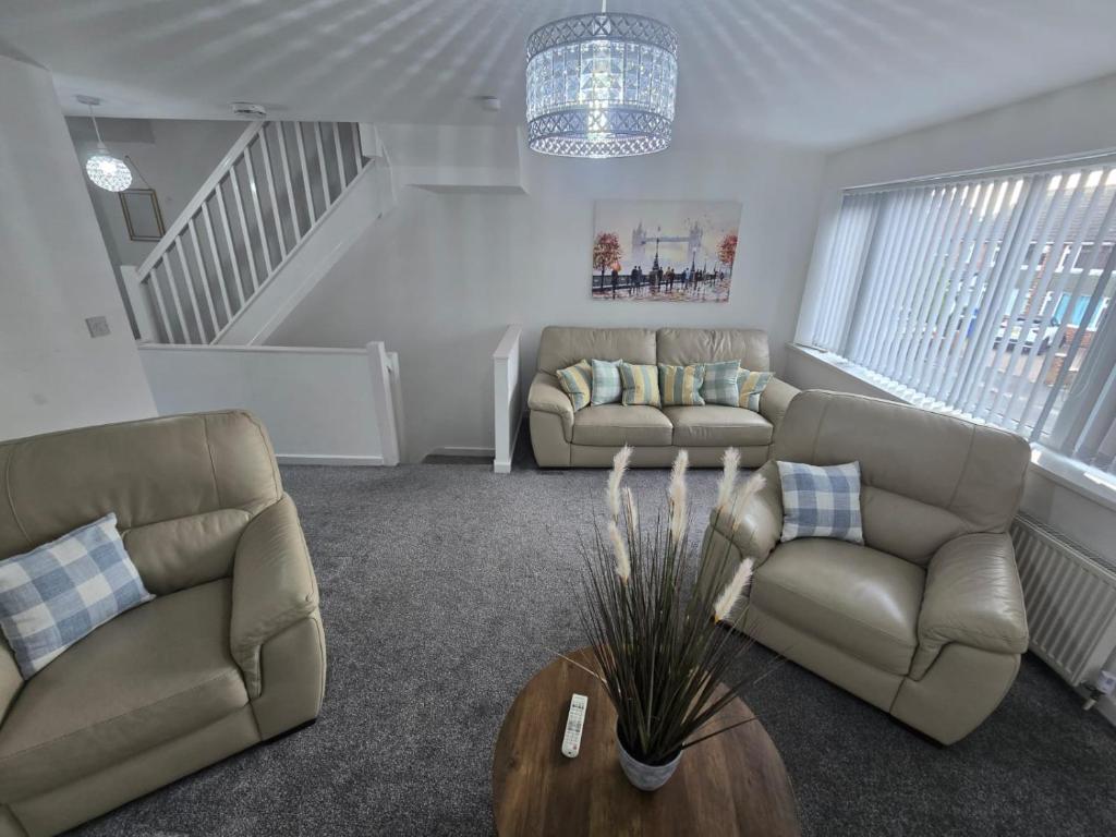 New 4bedroom house near Manchester Airport, Handforth