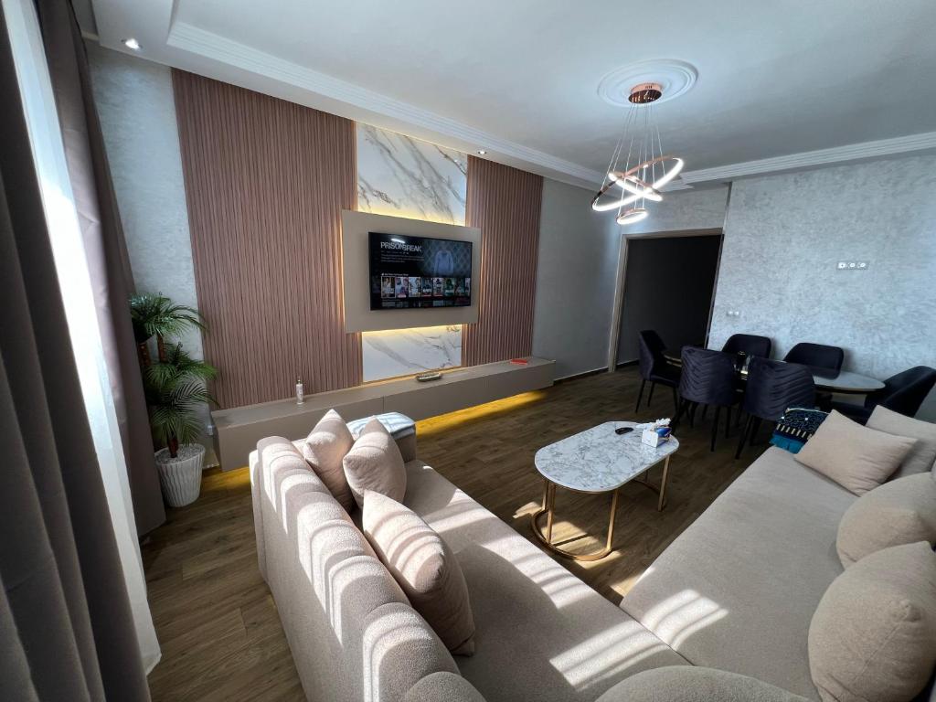 City Center Apt w Balcony Views, Tanger