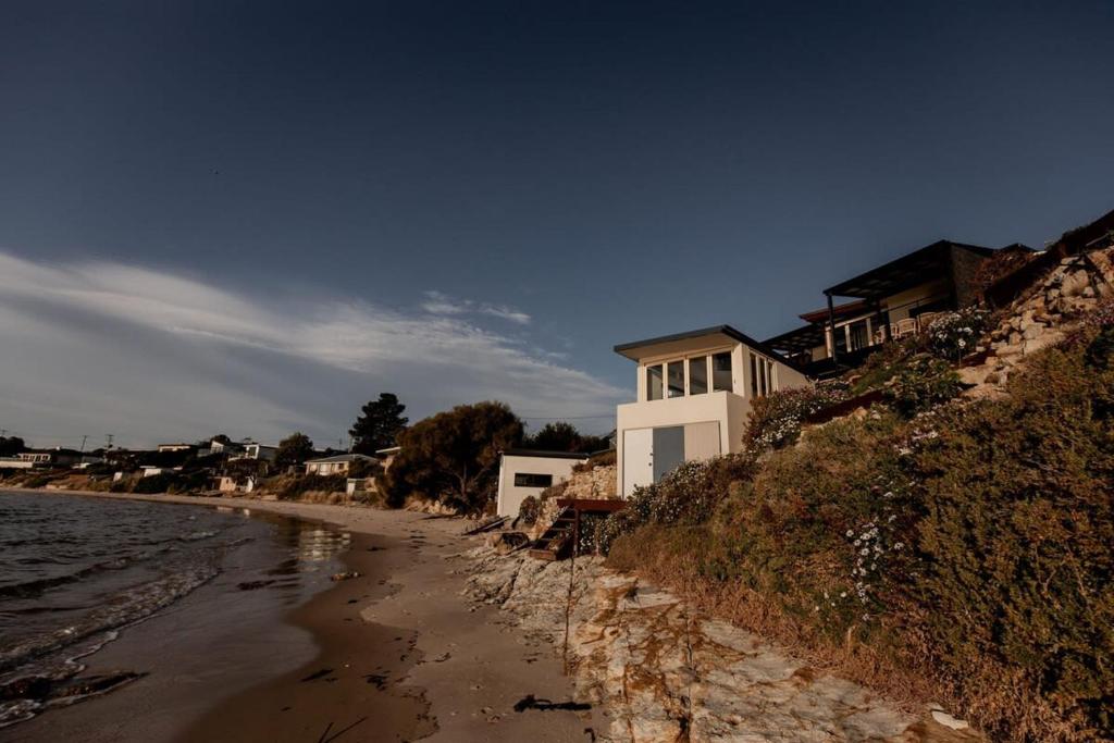 Beachfront Paradise in Opossum Bay, South Arm