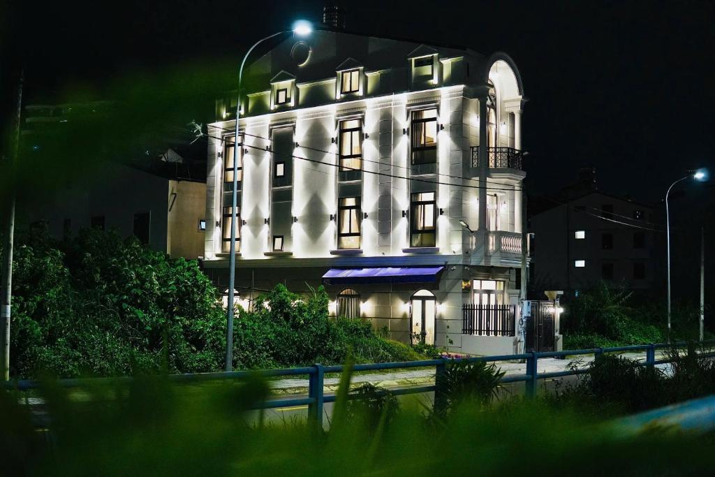 Hạ Tím Villa, Ấp Xuân An