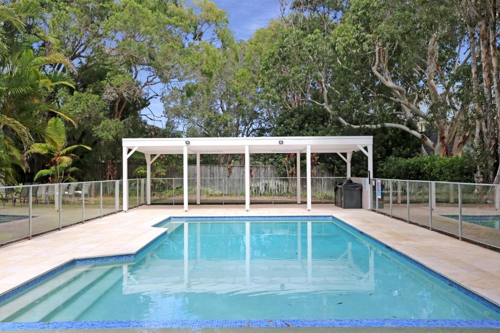 Beachfront on Bennetts Beaches Apartment 4, Hawks Nest