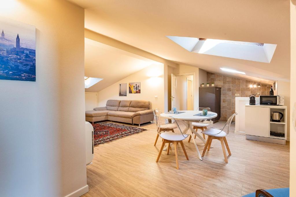 Italianflat - Sweet Mansarda in Corso Porta Nuova - 2