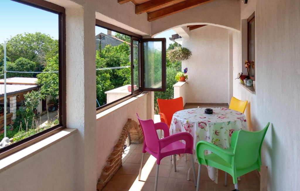 Stunning Apartment In Sisan With Wifi, Šišan