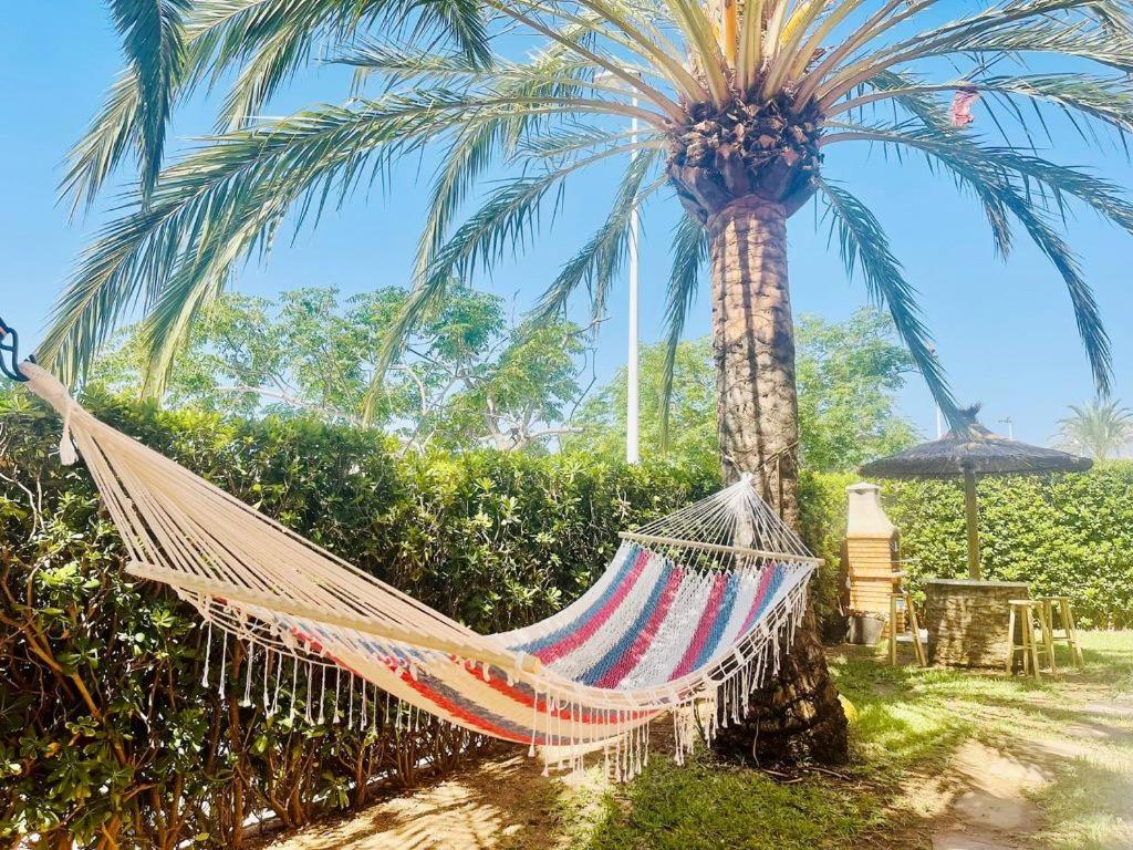 Apartamento con diseño, jardín privado, piscina comunitaria y acceso directo playa arenal by homeprive - 4