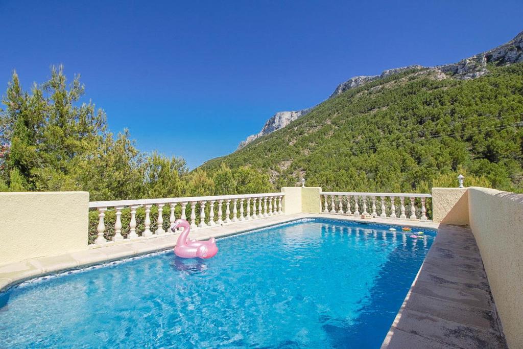 Marquesa JJ 6P by CARLOSFERIEN, Denia