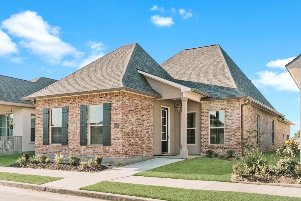 Contemporary Fast Wifi Comfortable, Lake Charles