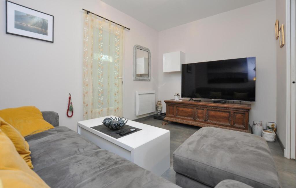 Amazing Apartment In Saint-Jeannet With Wifi - 4
