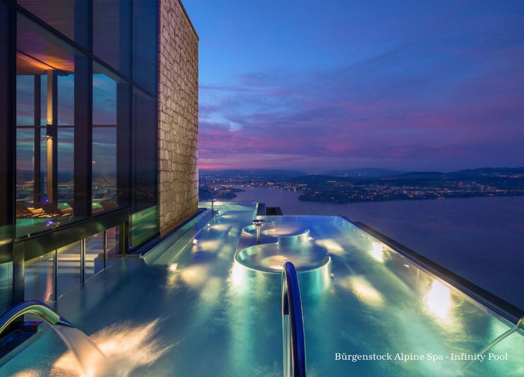 Swimming pool, Burgenstock Hotel & Alpine Spa in Stansstad