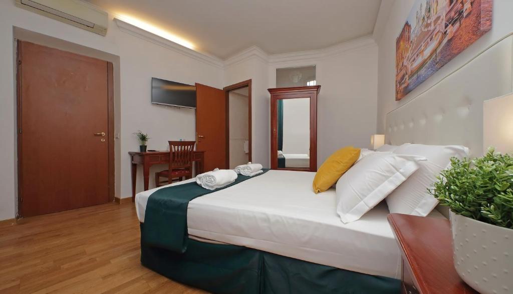 Romulus Rooms 8