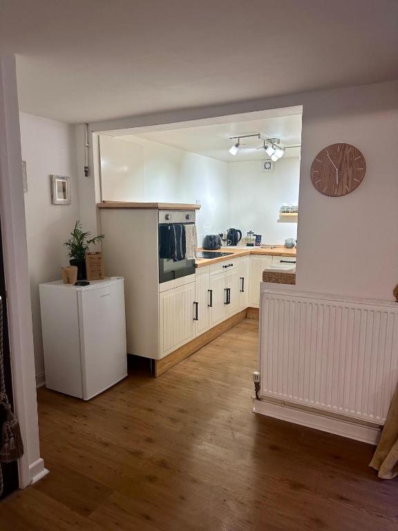 Holly Tree Cottage in Glastonbury photo 3