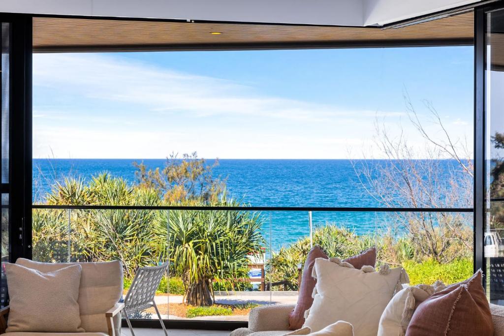 Coolum First Bay 121, Coolum Beach