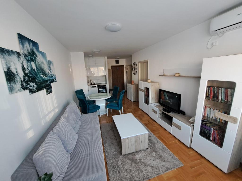 Plavi Paun Apartman - 5