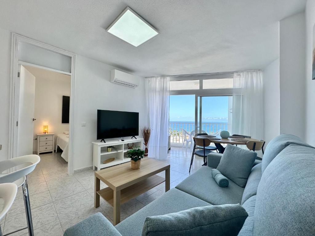 Torres de Yomely - Y5B, Playa de las Americas