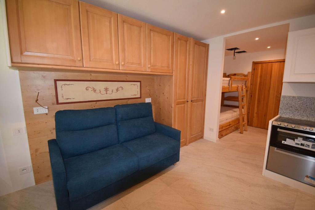 Shared lounge/TV area