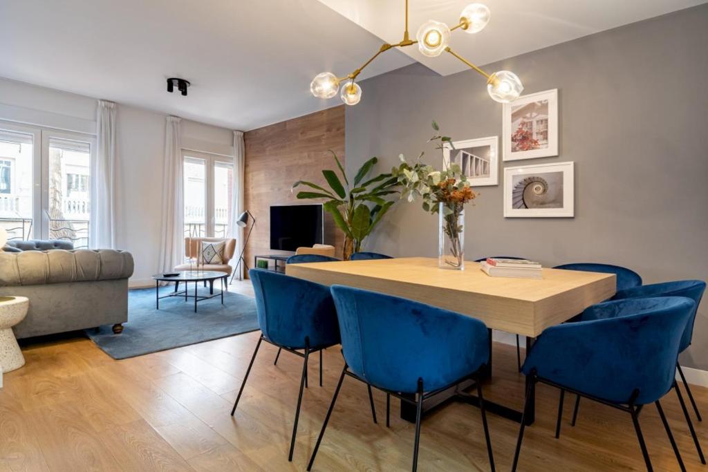 3 bedrooms 2 bathrooms furnished - Salamanca - Stylish - MintyStay, Мадрид