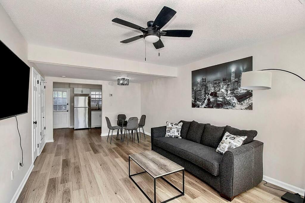 Modern Oasis Close to South End, Charlotte