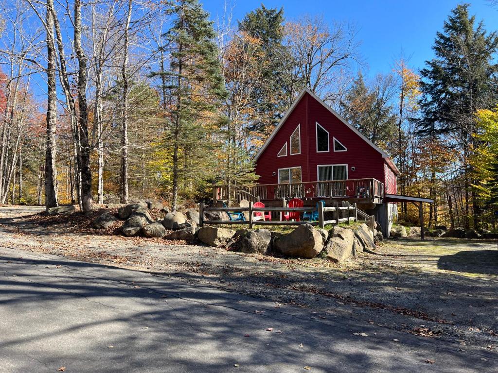 The Red House, Eagle Bay