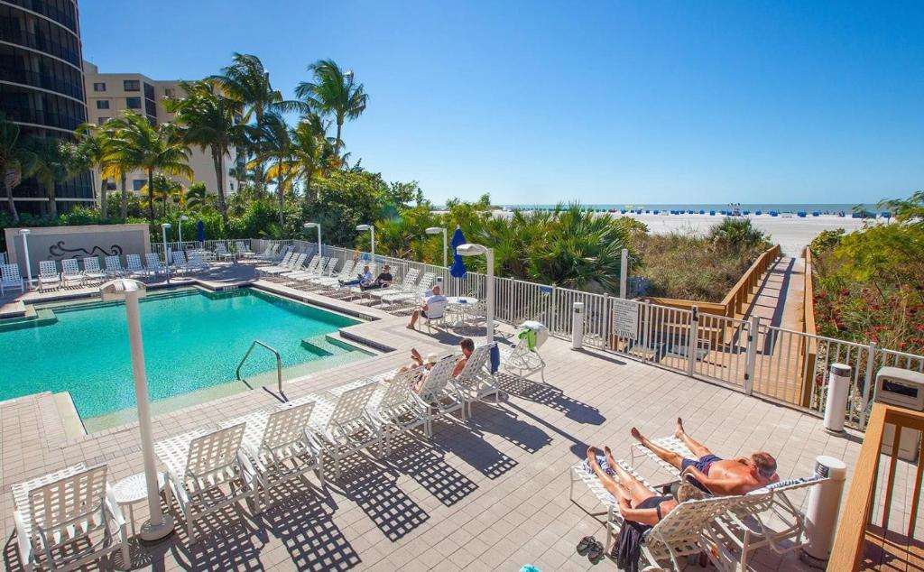 Gullwing 304, Fort Myers Beach