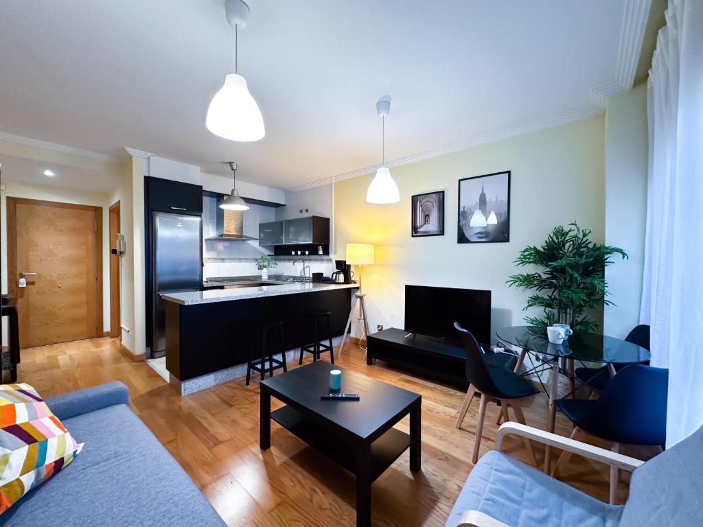 Apartamento con garaje, céntrico y luminoso - 5