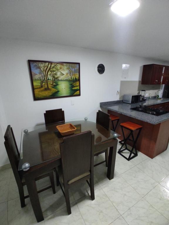 Apartamento con jacuzzi En Bello - Cerca a Medellín - 4