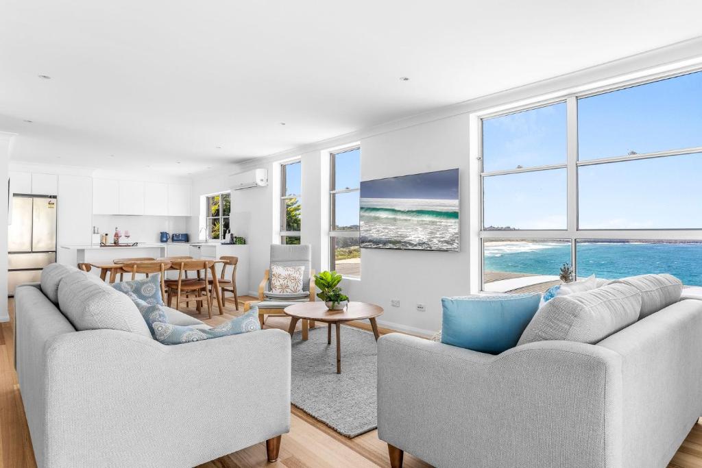 Breathtaking Beach Views in Sea Side Kiama NSW, Kiama