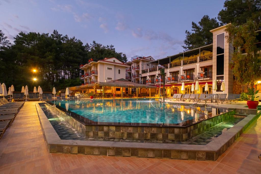 Pine Valley Hotel Oludeniz 호텔 이미지 2