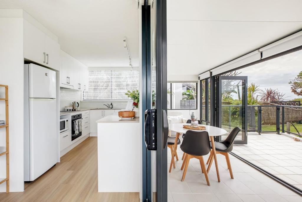 Mona Vale Surf to Tee, Mona Vale