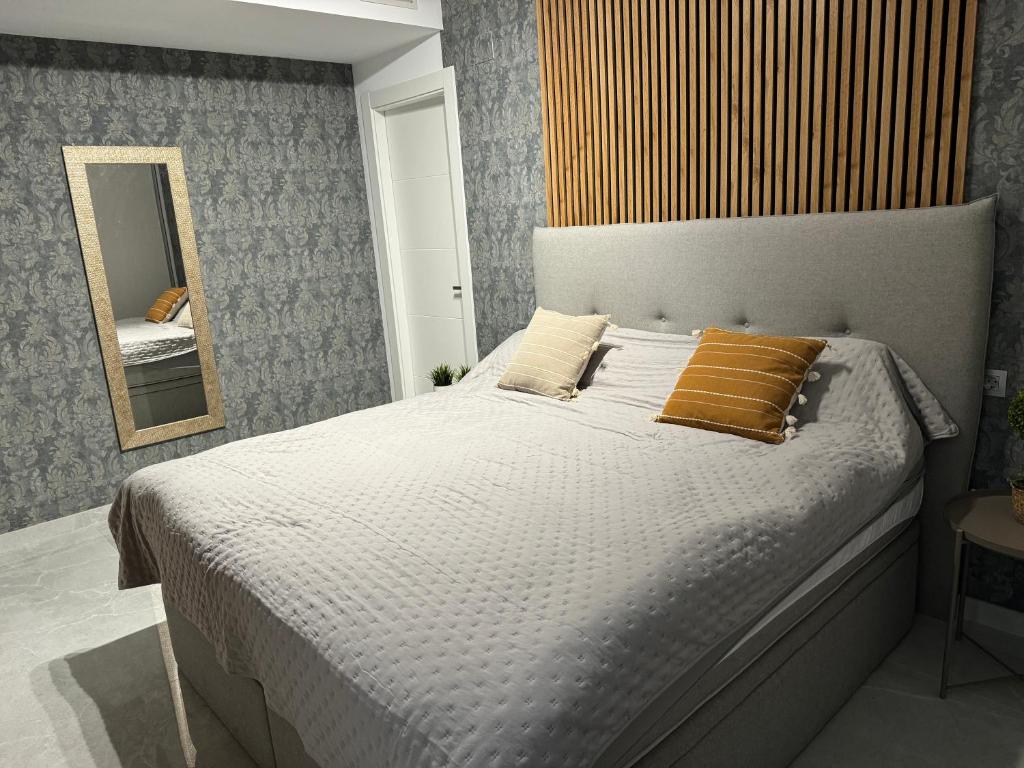 Premium Apartment 8 pers with a rooftop swimming pool and sea views - 3 min Playa de Cura - 4