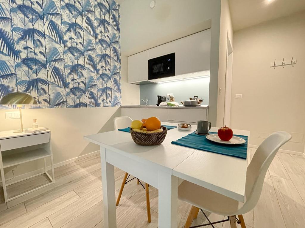 Blue Palm Jungle Studio Self Checkin Design - 4
