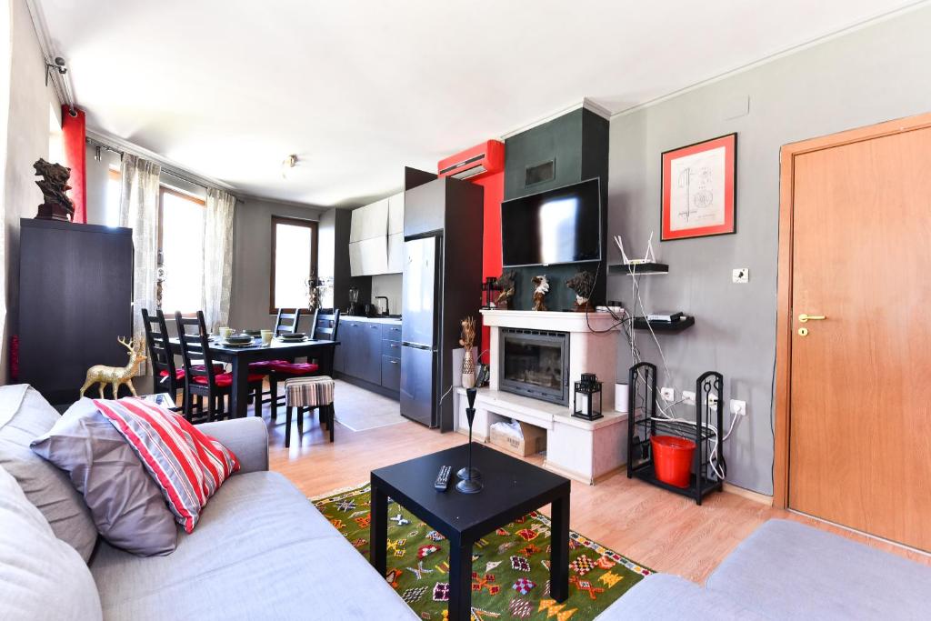 Gondola Flat Number 2, Bansko