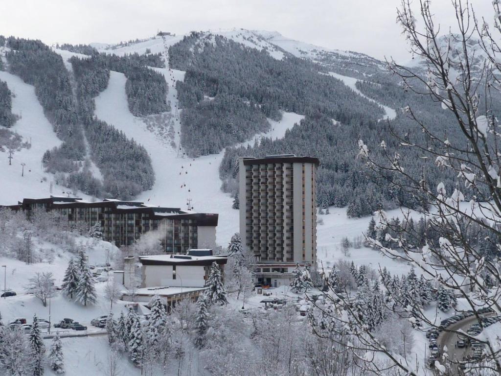 Appartement au pied des pistes avec balcon - FR-1-515-3 - 4