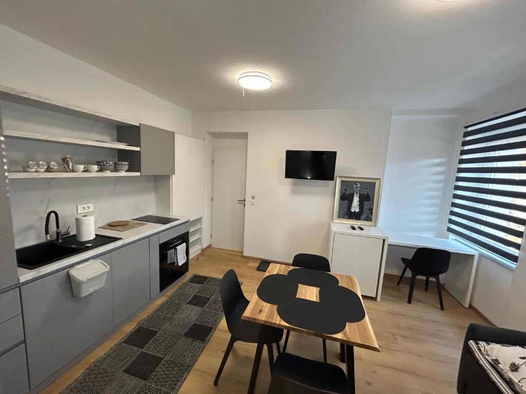 CASA BOX APARTMENT Free garage 5