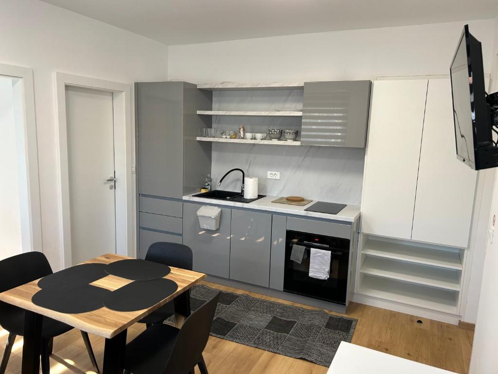 CASA BOX APARTMENT Free garage 7
