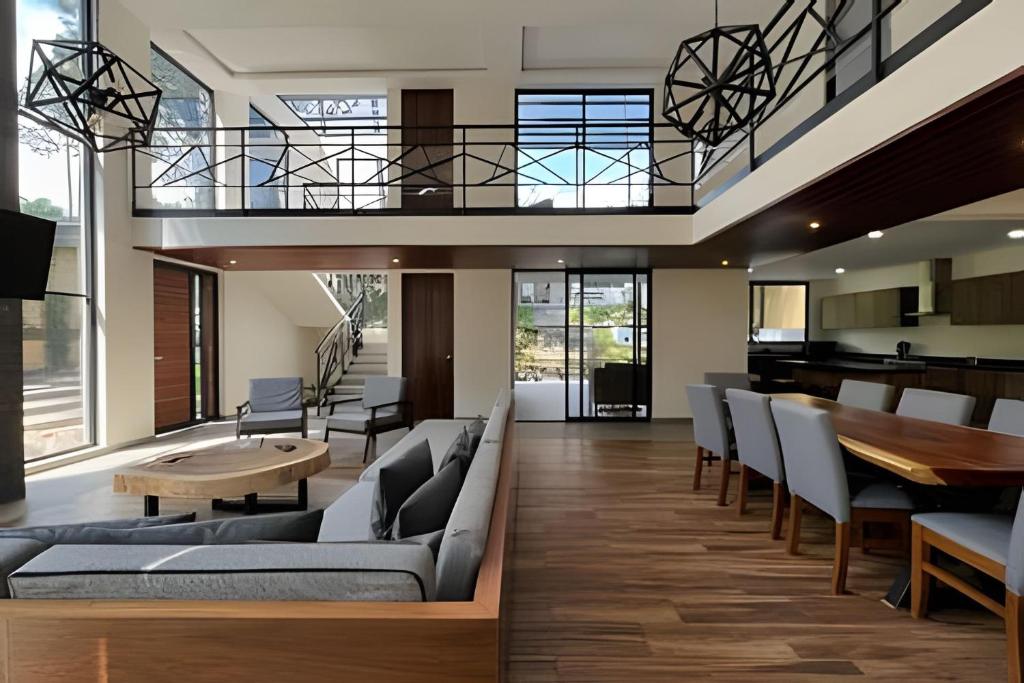 Casa con jacuzzi - 2