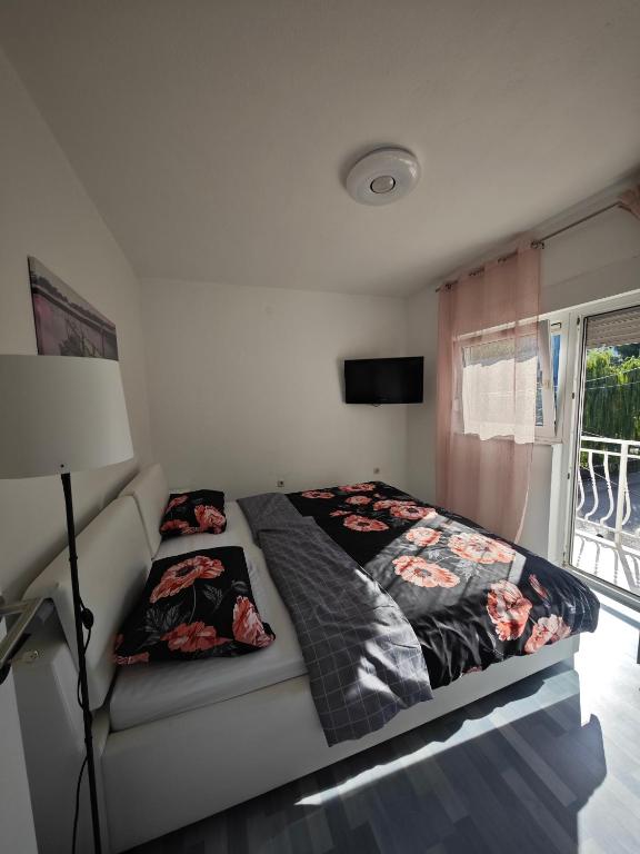 CASA BAYA with garden and river view & parking - 3