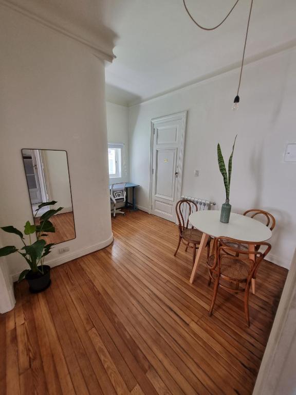 "European Style" with work-zone in Puerto Madero - Plus Props - 5