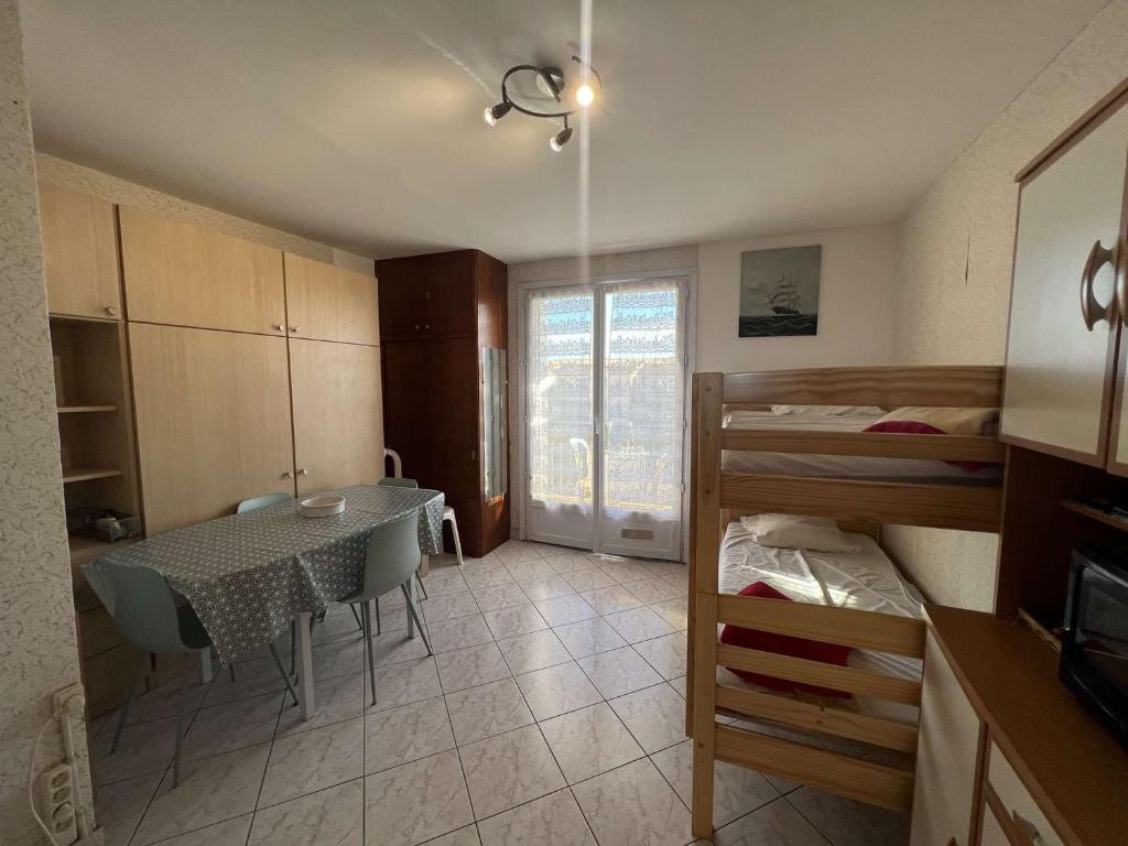 Studio abordable pour 4 personnes avec balcon près de la plage - FR-1-701-85 - 4