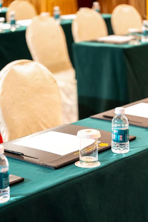 Tárgyalóterem/bálterem