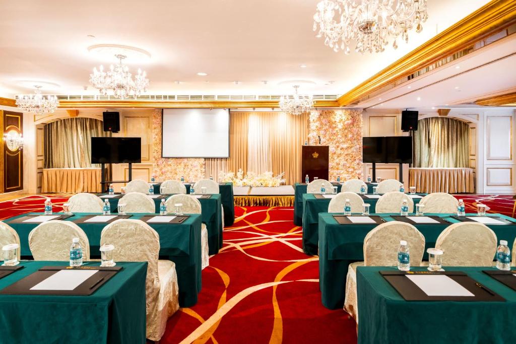 Tárgyalóterem/bálterem