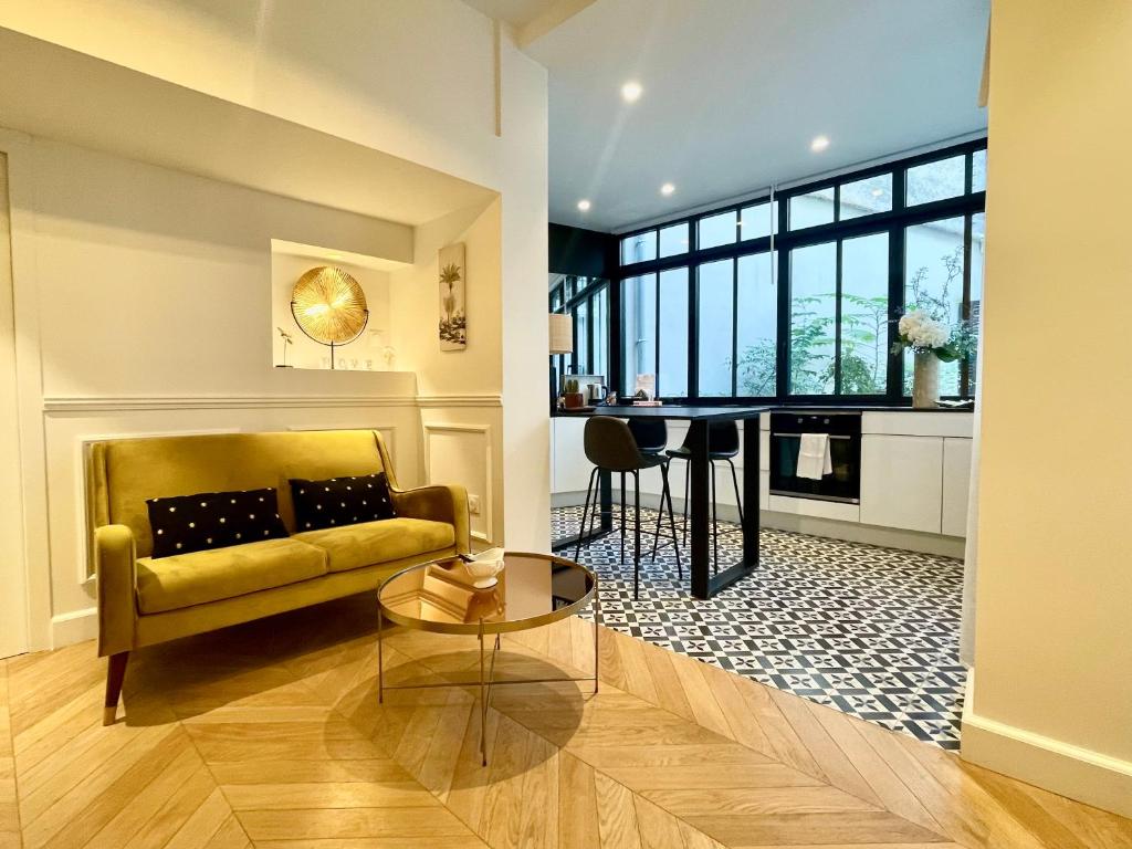Appartements de charme du Général Leclerc - Place d'Erlon - Hypercentre - Gare - Reims - 3