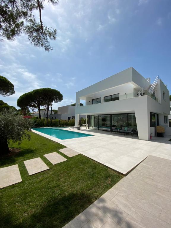 Mas del Cullou, moderne Villa in Andalusien, in der Nähe vom Meer, Cádiz